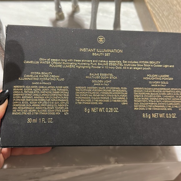 Chanel instant illumination beauty set new - Picture 4 of 13